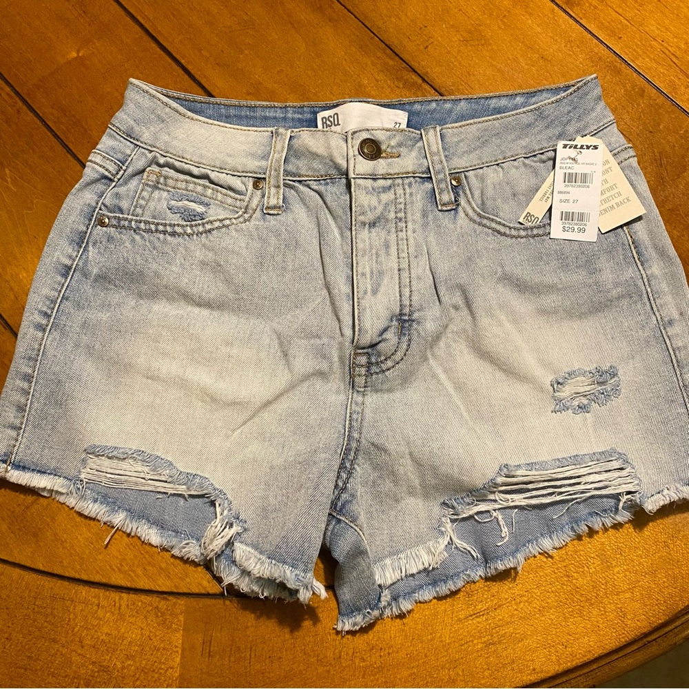 RSQ Light Wash Distressed Denim Shorts Size 27 Button Fly NEW SPRINGBREAK VACAY